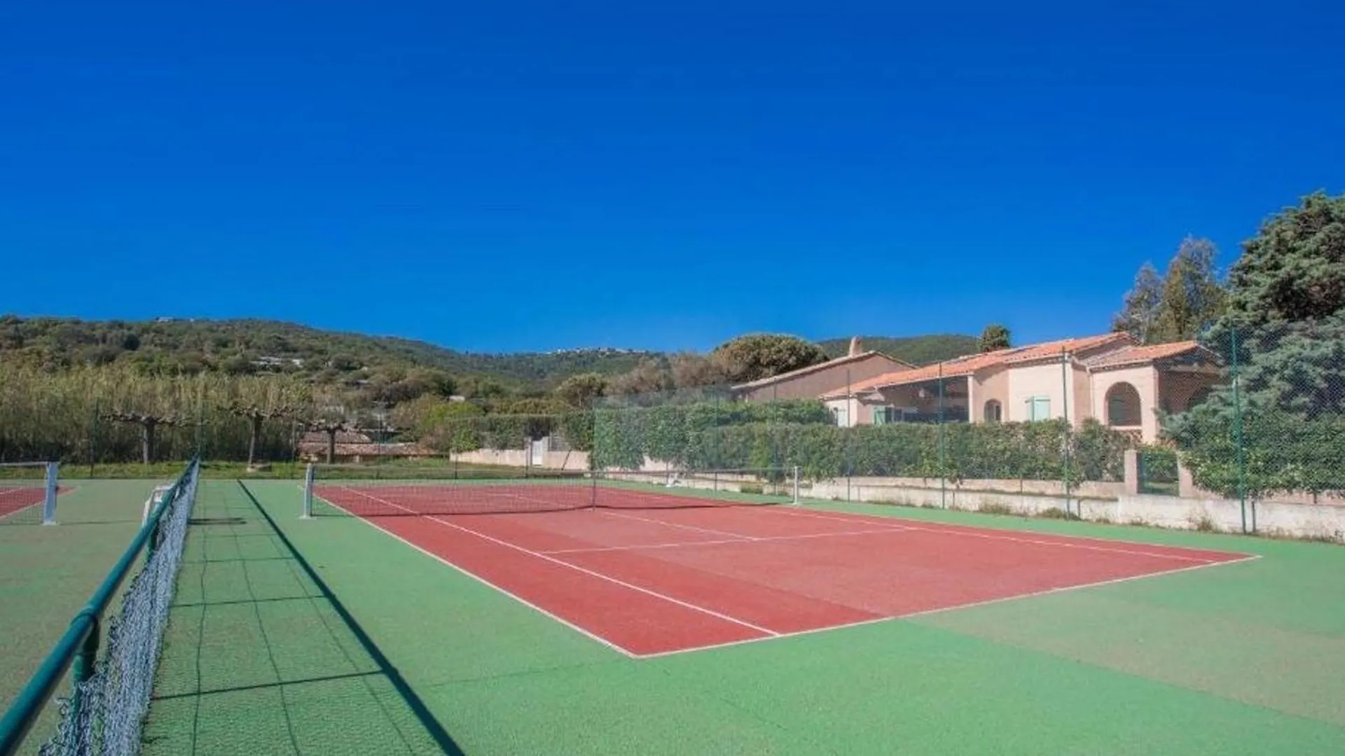 Appartement Confortable T2 Bis Aux Issambres Avec Terrasse Et Acces Piscine Et Tennis - Fr-1-768-109 Roquebrune-sur-Argens